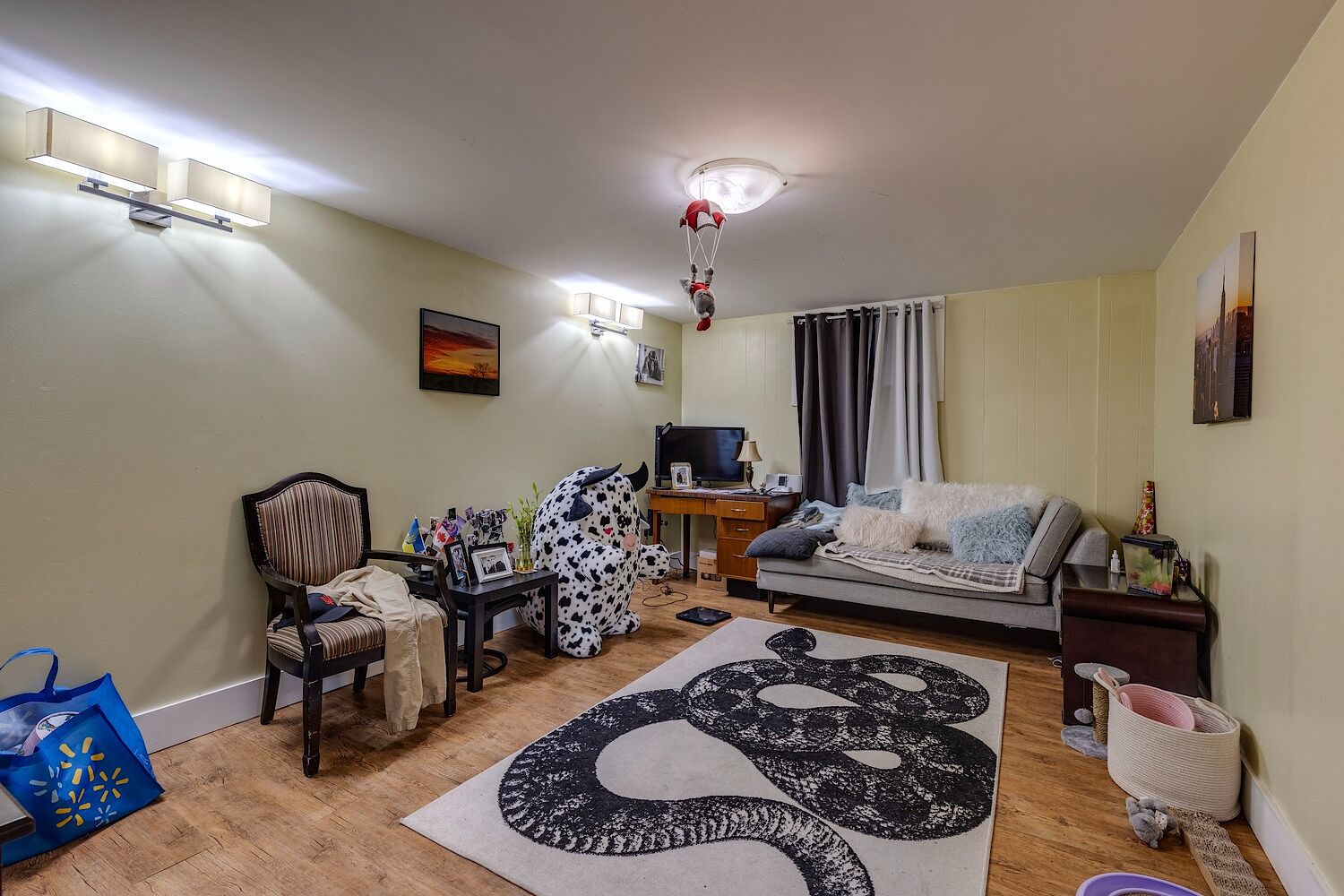Calgary 2 bedrooms Basement for rent. Property photo: 686934-1