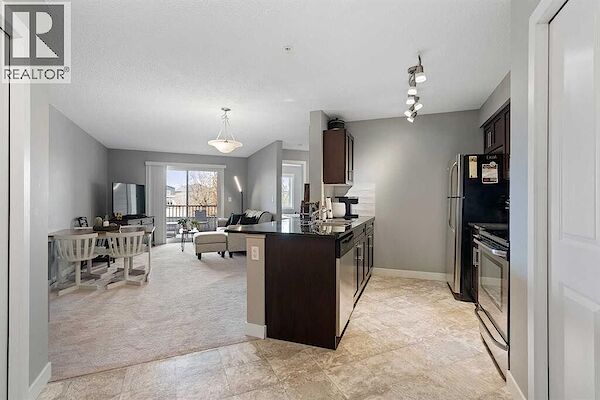 Calgary 2 bedrooms Condo Unit for rent. Property photo: 686939-2