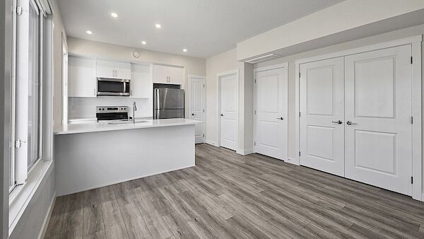 Calgary 1 bedroom Townhouse for rent. Property photo: 686954-3