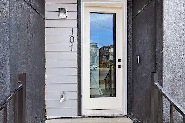 Calgary 3 bedrooms Townhouse for rent. Property photo: 687046-3