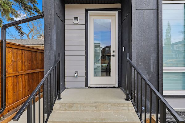 Calgary 3 bedrooms Townhouse for rent. Property photo: 687046-2