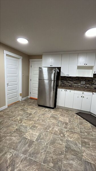 Calgary 2 bedrooms Basement for rent. Property photo: 687051-2
