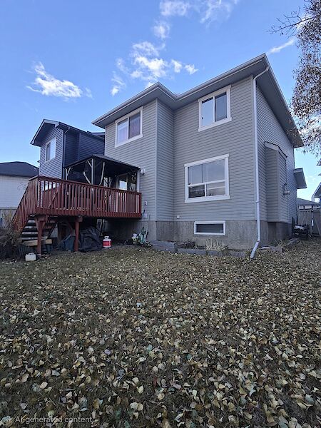 Calgary 5 bedrooms House for rent. Property photo: 687109-3