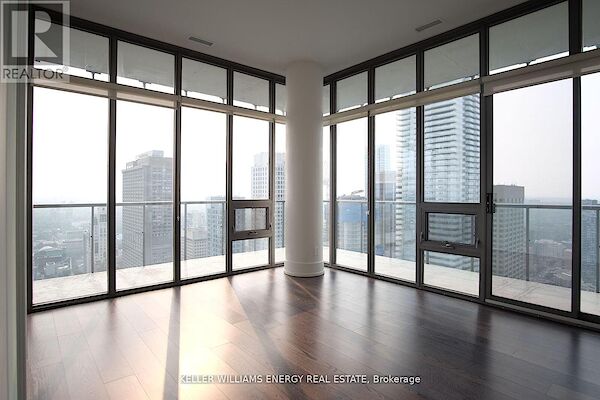 Toronto 2 bedrooms Apartment for rent. Property photo: 687140-2