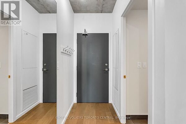 Toronto 1 bedroom Apartment for rent. Property photo: 687142-2