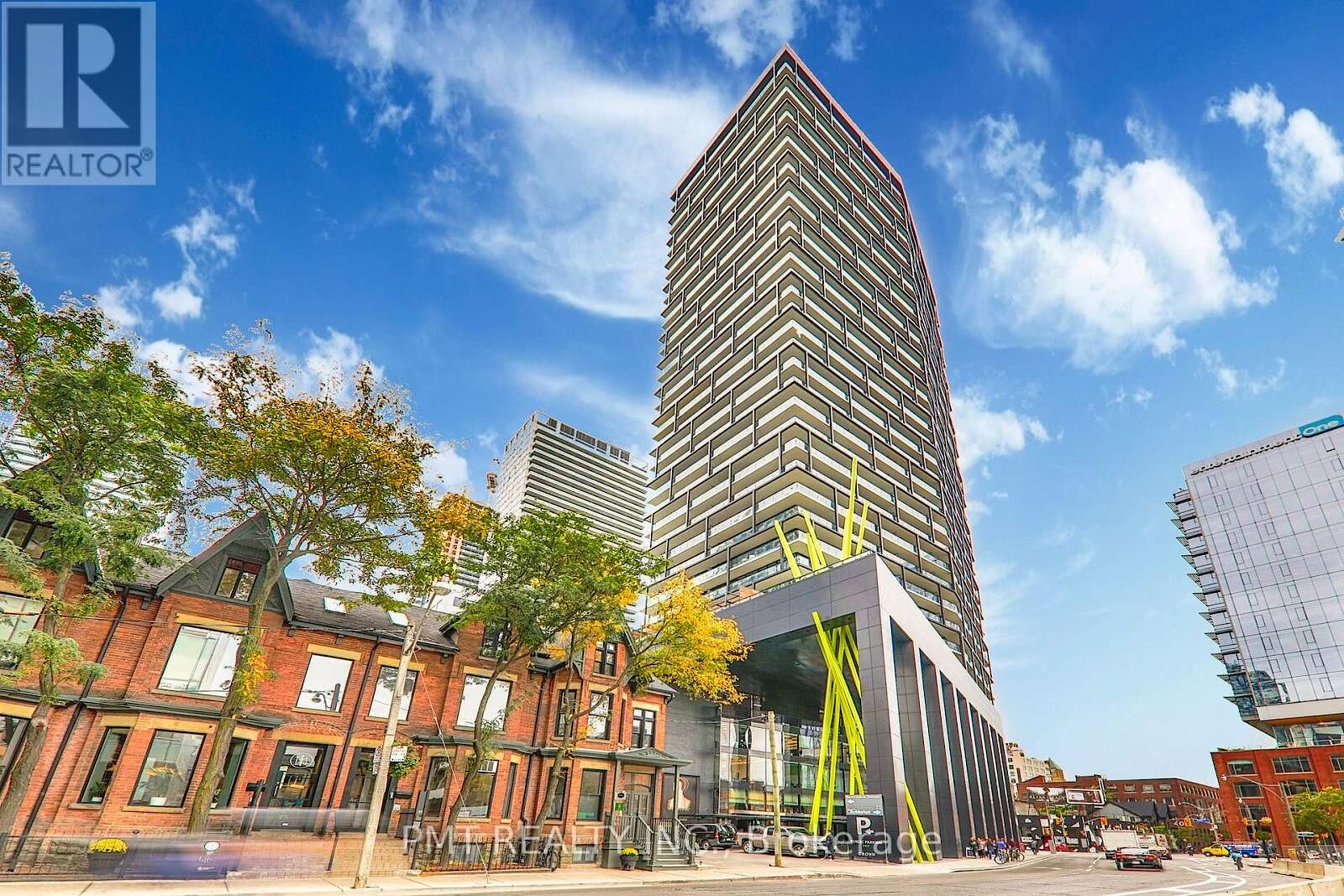 Toronto 2 bedrooms Apartment for rent. Property photo: 687148-1