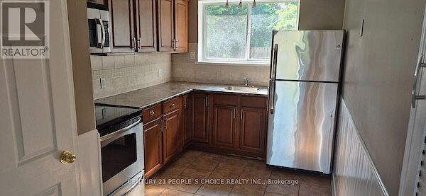 Mississauga 3 bedrooms House for rent. Property photo: 687202-3