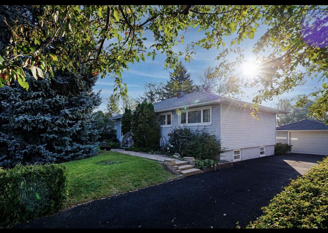 Calgary 4 bedrooms House for rent. Property photo: 687389-1