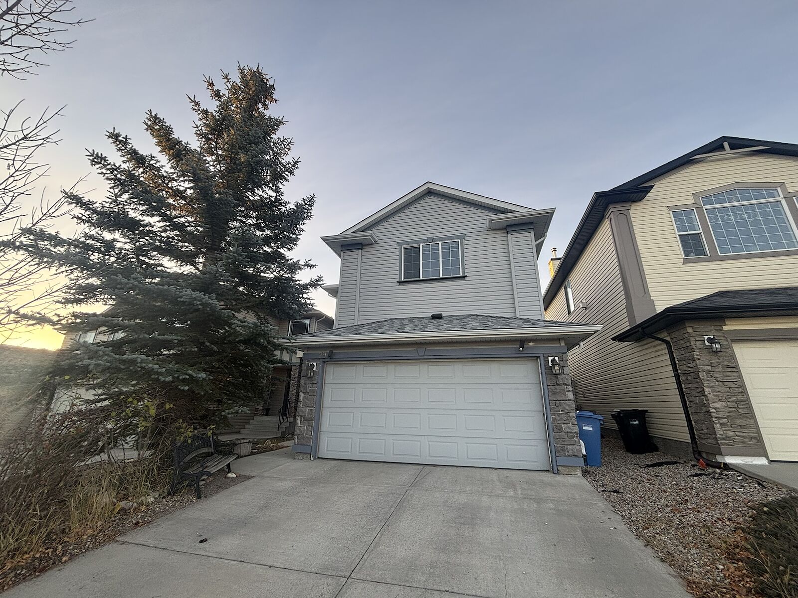 Calgary 3 bedrooms House for rent. Property photo: 687514-1
