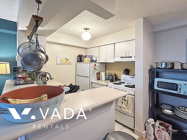 Vancouver 1 bedroom Condo Unit for rent. Property photo: 687525-3