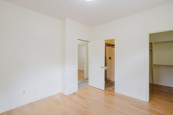 Edmonton 3 bedrooms House for rent. Property photo: 687542-3