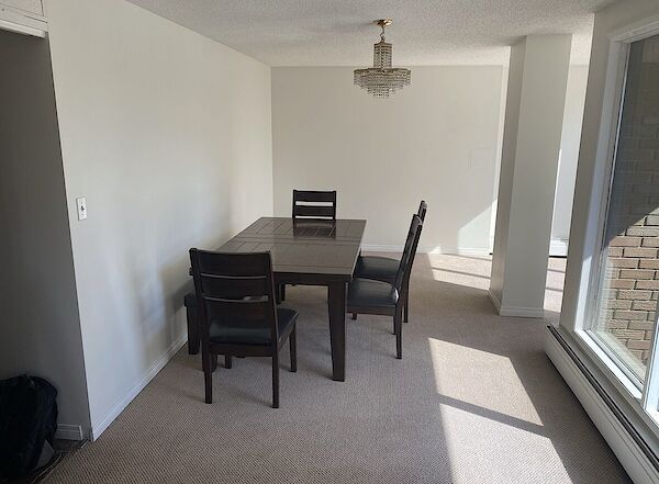 Calgary 3 bedrooms Condo Unit for rent. Property photo: 687562-3