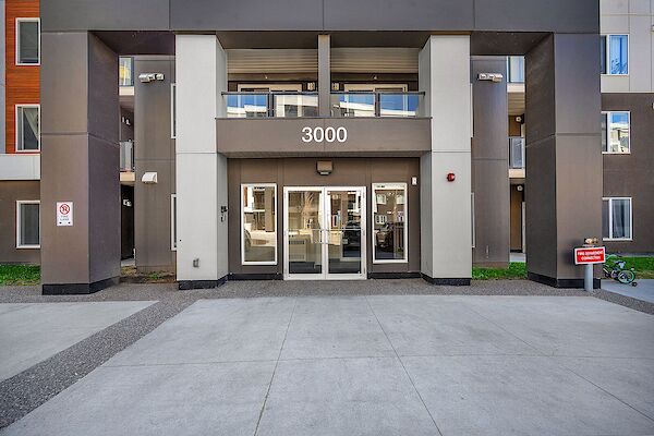 Calgary 2 bedrooms Condo Unit for rent. Property photo: 687594-2