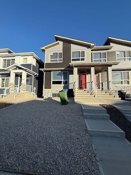 Calgary 4 bedrooms House for rent. Property photo: 687606-2