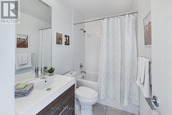 Toronto 2 bedrooms Apartment for rent. Property photo: 687624-3
