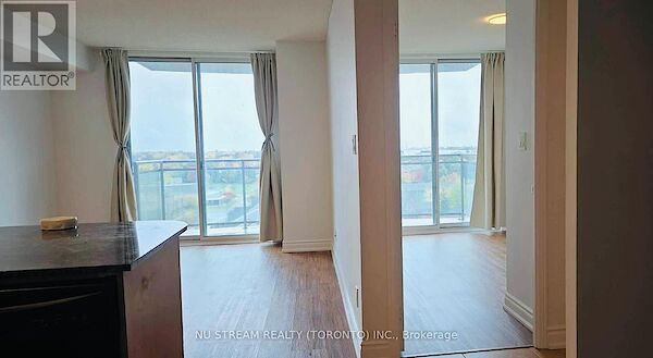 Toronto 1 bedroom Apartment for rent. Property photo: 687627-3