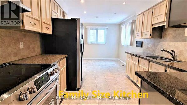 Mississauga 3 bedrooms House for rent. Property photo: 687628-3