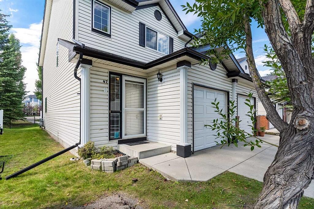 Calgary 3 bedrooms Townhouse for rent. Property photo: 687721-1