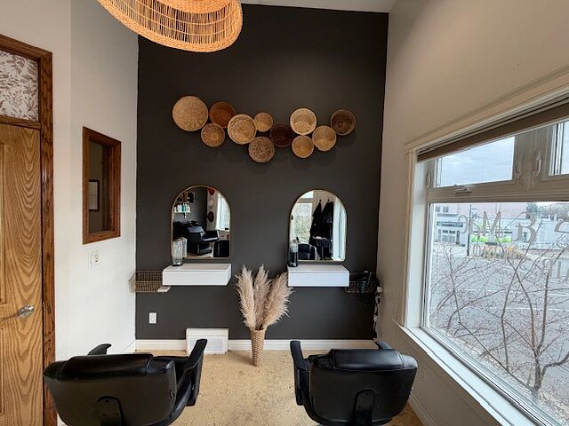 Strathmore  bedrooms Office Space for rent. Property photo: 687739-1