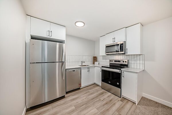 Calgary 2 bedrooms Basement for rent. Property photo: 687797-2