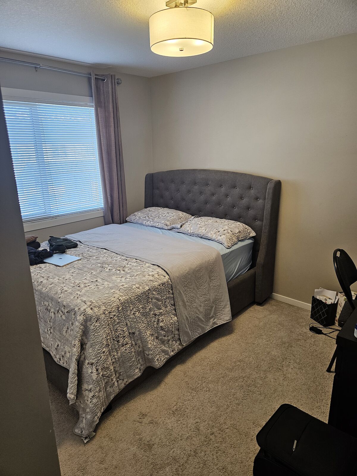 Calgary 1 bedroom Room For Rent for rent. Property photo: 687830-1
