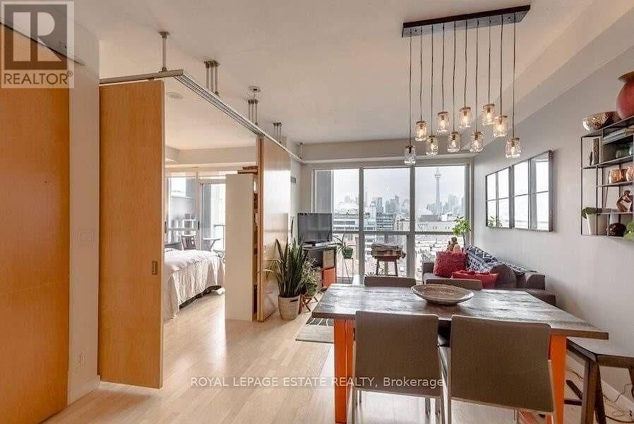 Toronto 1 bedroom Apartment for rent. Property photo: 687926-1