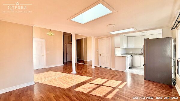 Toronto 3 bedrooms Main Floor for rent. Property photo: 688056-3