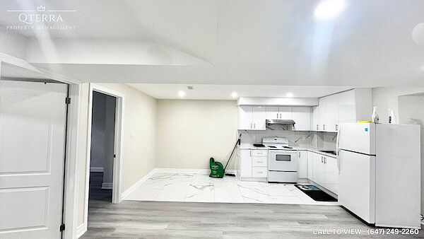 Bradford 2 bedrooms Basement for rent. Property photo: 688057-2