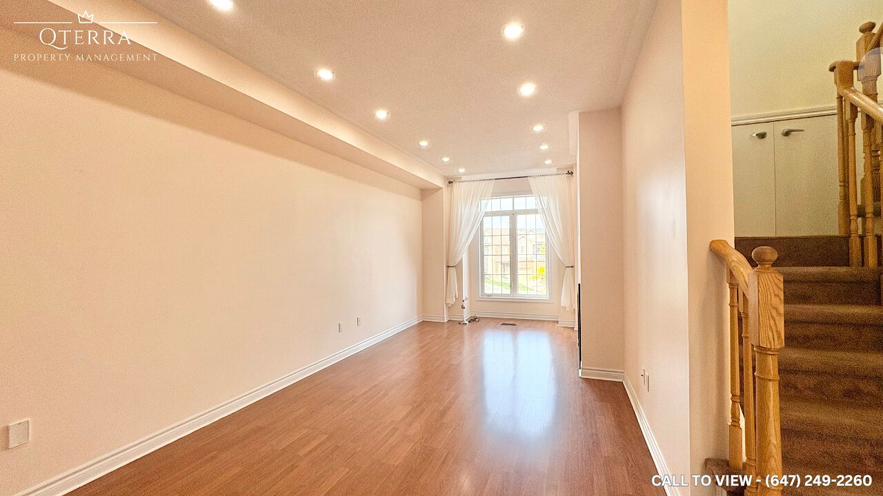 Ajax 3 bedrooms Townhouse for rent. Property photo: 688061-1
