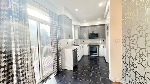 Ajax 3 bedrooms Townhouse for rent. Property photo: 688061-2