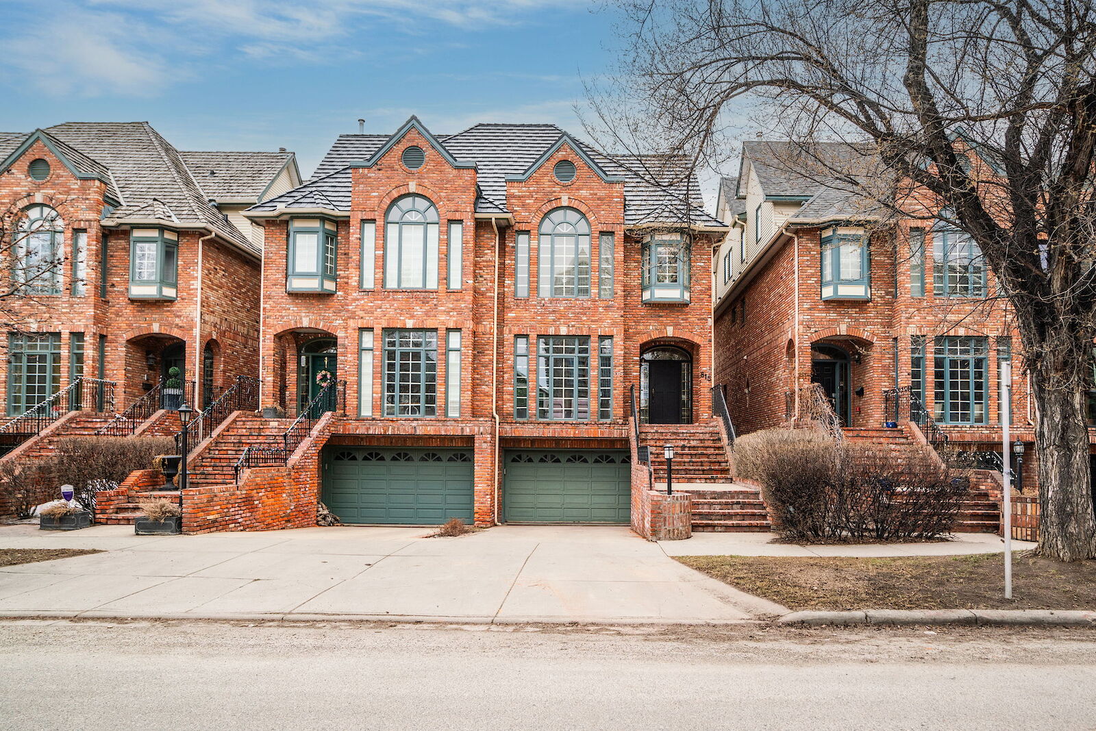 Calgary 4 bedrooms House for rent. Property photo: 688104-1