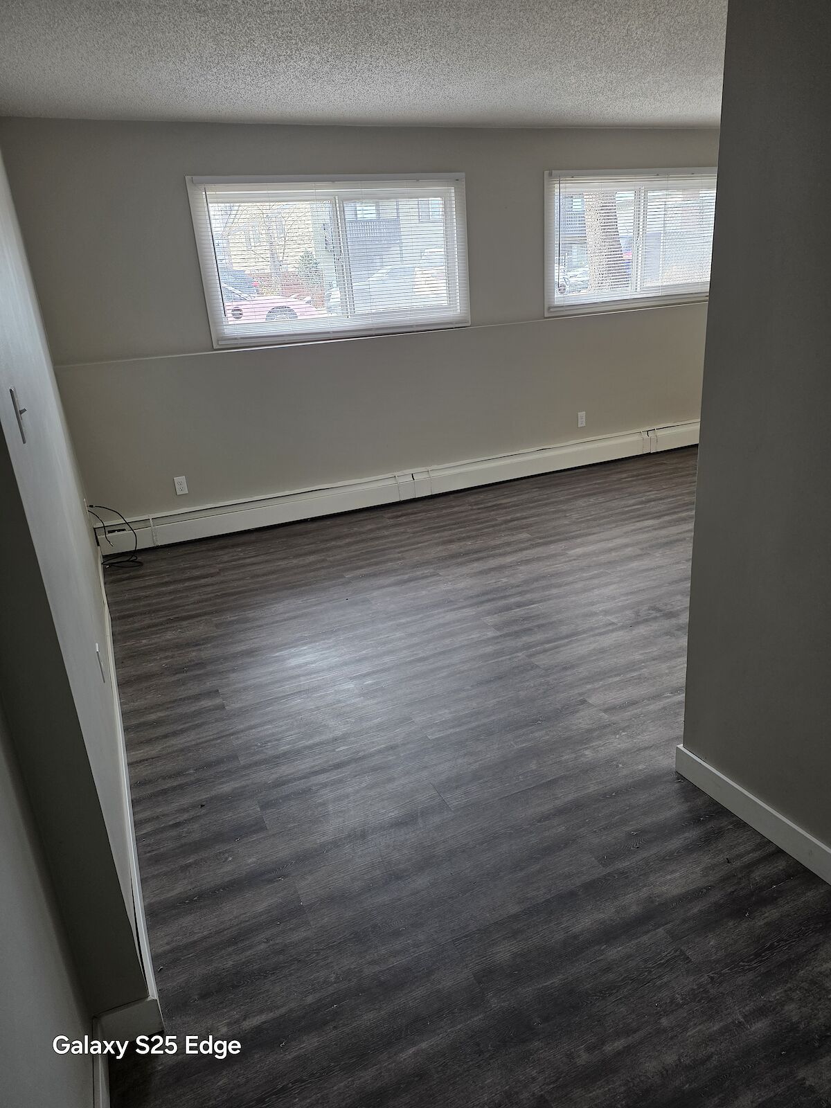 Calgary 1 bedroom Condo Unit for rent. Property photo: 688106-1
