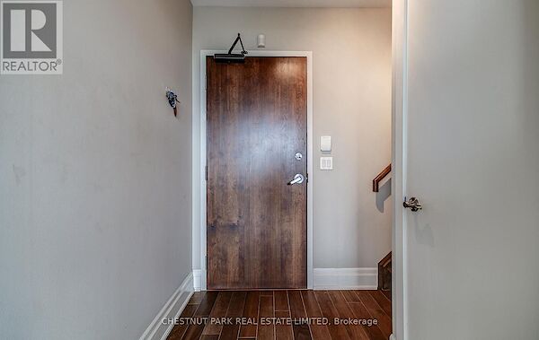 Toronto 2 bedrooms Apartment for rent. Property photo: 688142-2