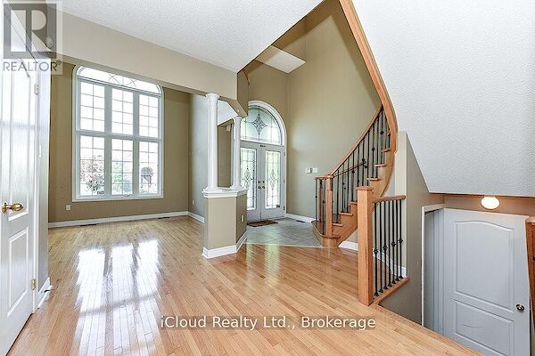 Brampton 4 bedrooms House for rent. Property photo: 688209-3