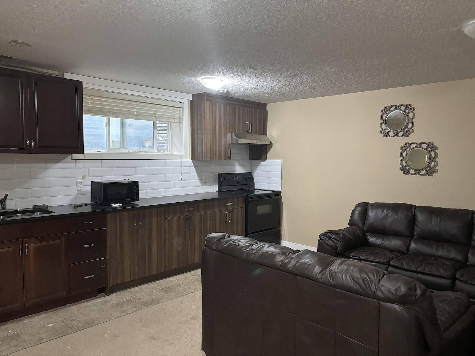 Calgary 2 + Den bedrooms Basement for rent. Property photo: 688309-1