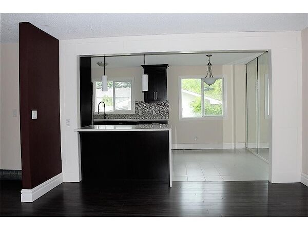 Calgary 3 bedrooms Main Floor for rent. Property photo: 688430-3