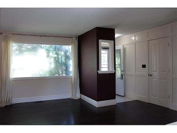 Calgary 3 bedrooms Main Floor for rent. Property photo: 688430-2