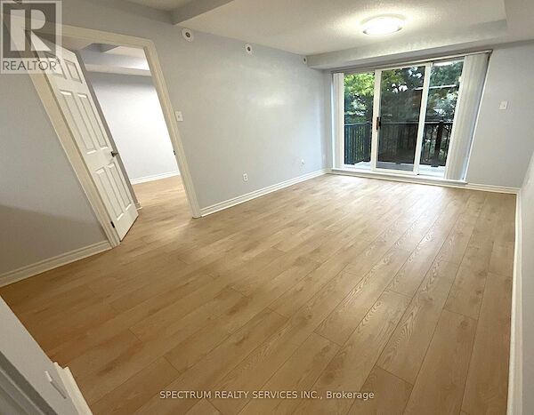 Toronto 1 bedroom Townhouse for rent. Property photo: 688490-2