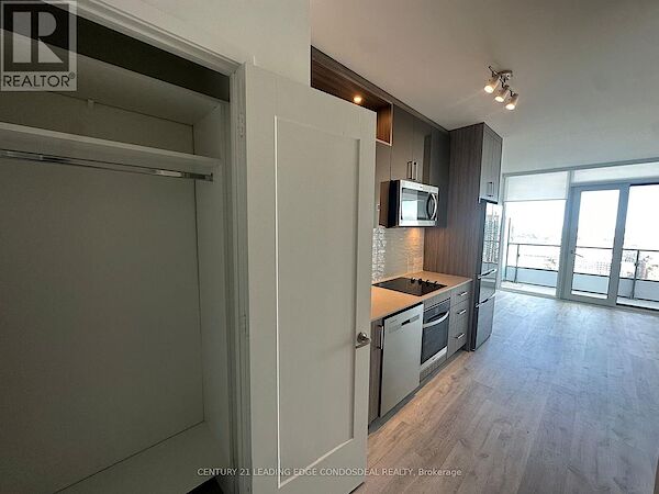 Toronto 3 bedrooms Apartment for rent. Property photo: 688521-3