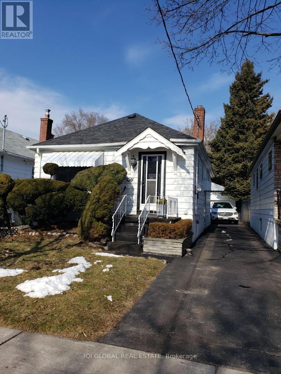 Toronto 4 bedrooms House for rent. Property photo: 688546-1