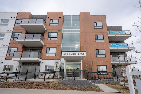 Calgary 2 bedrooms Condo Unit for rent. Property photo: 688576-2