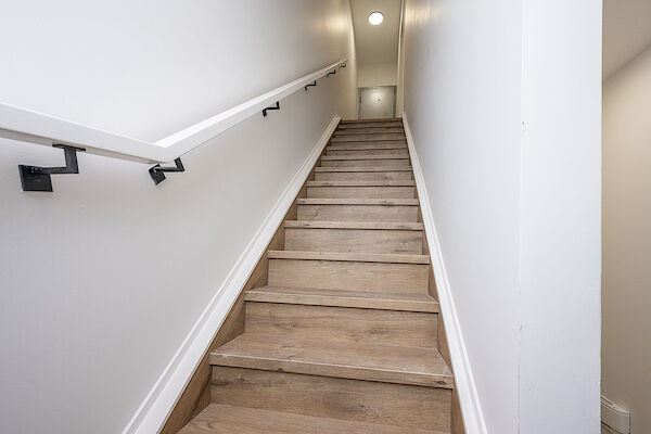 Calgary 1 bedroom Basement for rent. Property photo: 688703-3