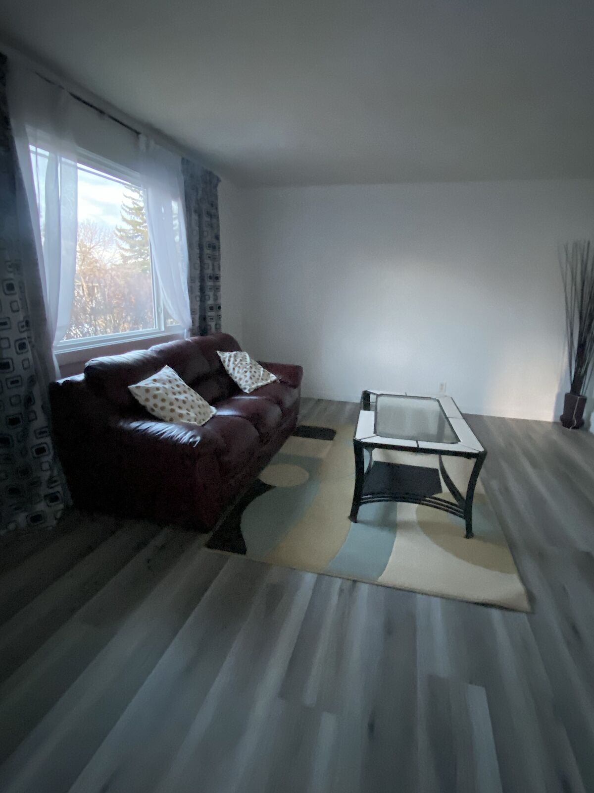 Calgary 2 bedrooms Duplex for rent. Property photo: 688780-1