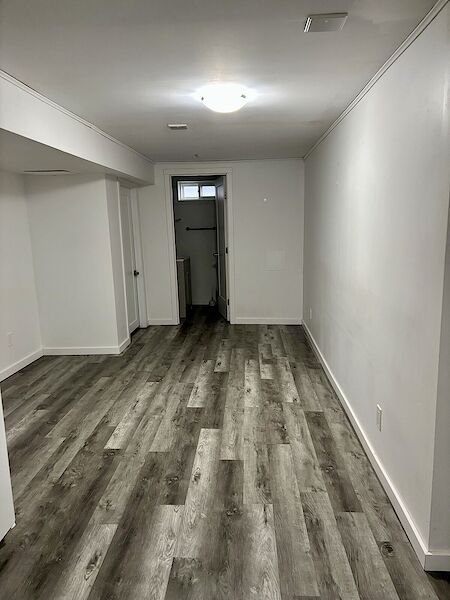 Regina 1 bedroom Townhouse for rent. Property photo: 688822-2