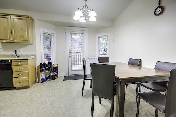 Saskatoon 3 bedrooms Main Floor for rent. Property photo: 688824-3