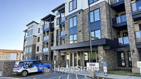Calgary 1 bedroom Condo Unit for rent. Property photo: 688849-3