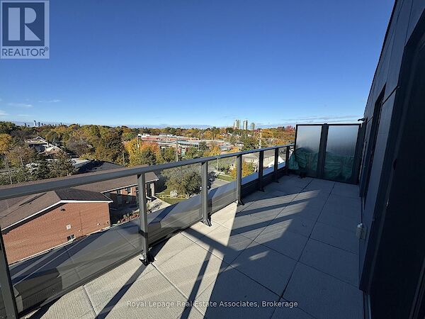 Toronto 2 bedrooms Apartment for rent. Property photo: 688930-2