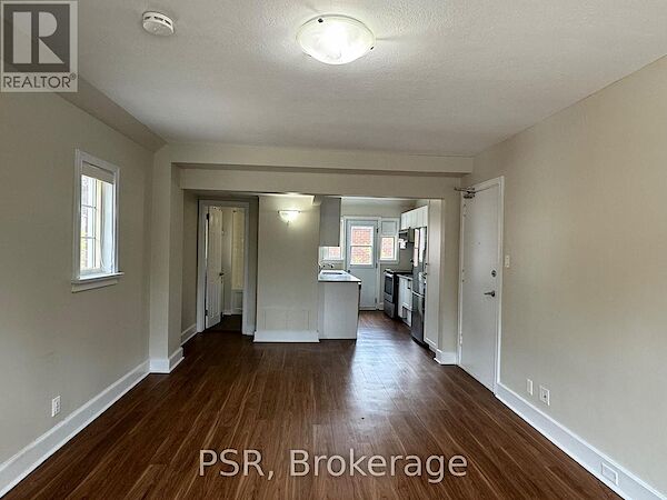 Toronto studio Apartment for rent. Property photo: 688933-2