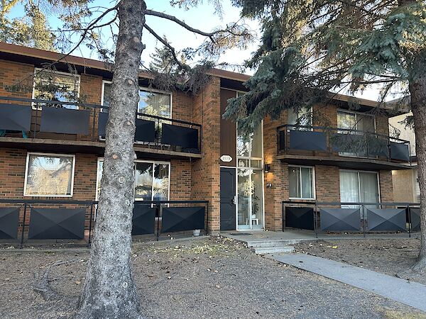 Calgary 1 bedroom Condo Unit for rent. Property photo: 688940-3
