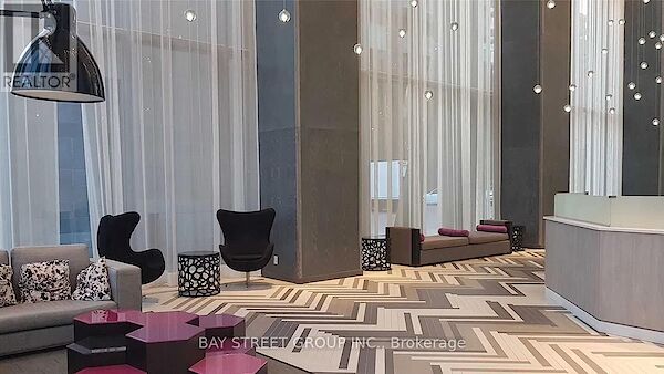 Toronto 1 bedroom Apartment for rent. Property photo: 688979-2